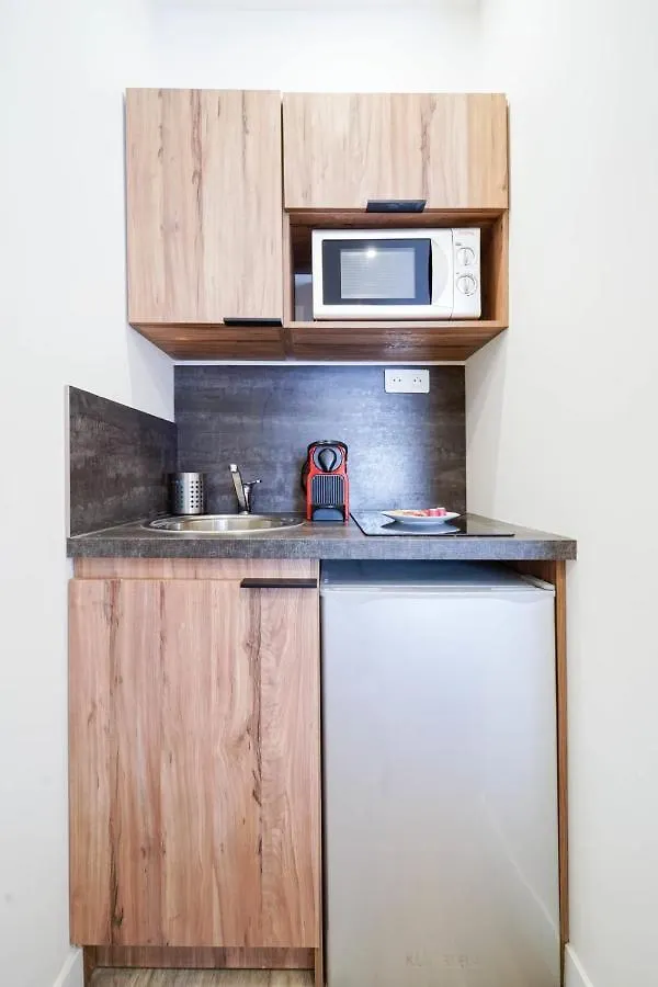 Appartement Quartier Montmartresaint Lazarelafayette Париж